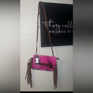 American Darling Crossbody/clutch